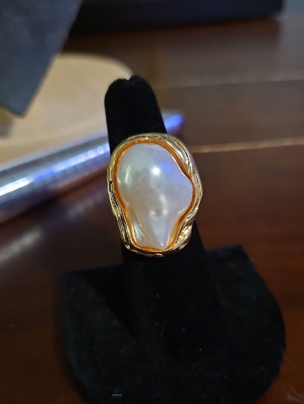 Gold-Tone Baroque Pearl Statement Ring - White Pearl